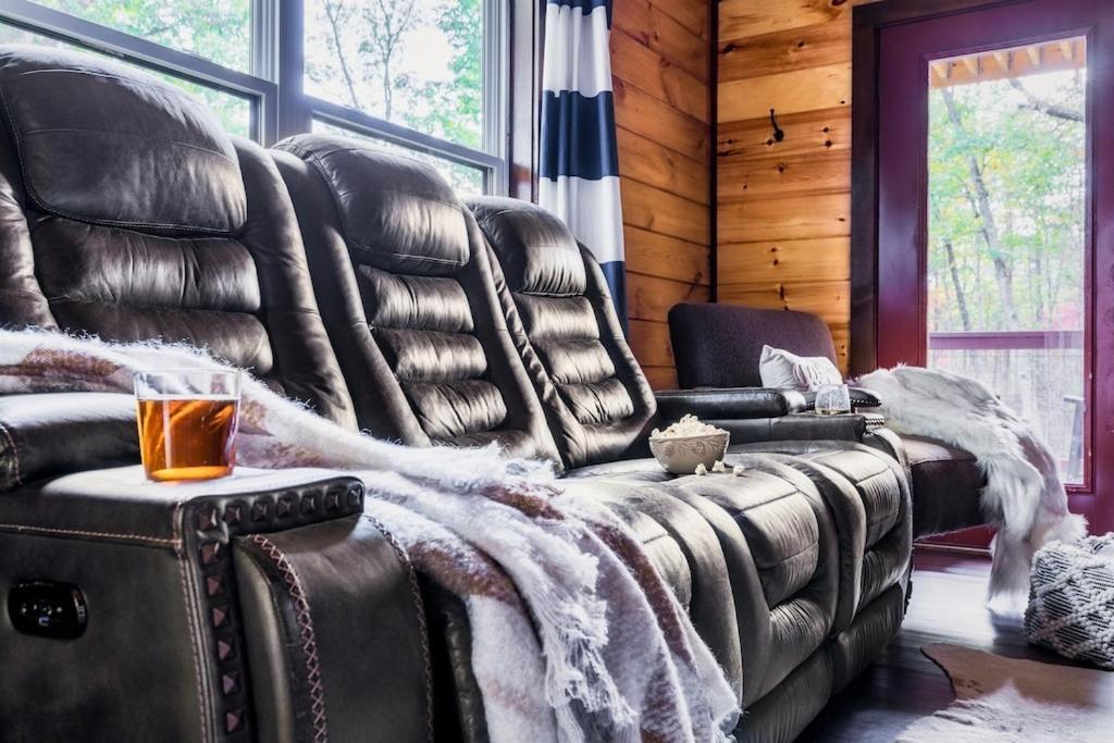 Nordic Mountain Modern Lodge - Family Friendly Luxury Cabin In Walden'S Ridge เซอเวียร์วีล ภายนอก รูปภาพ