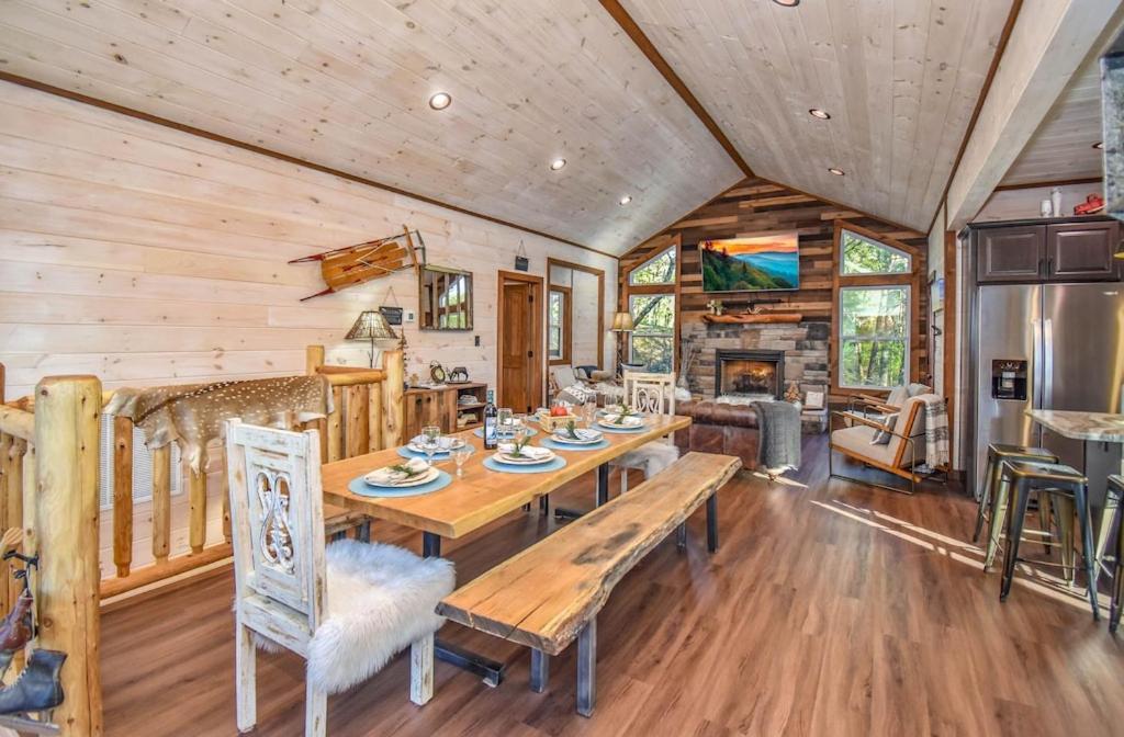 Nordic Mountain Modern Lodge - Family Friendly Luxury Cabin In Walden'S Ridge เซอเวียร์วีล ภายนอก รูปภาพ