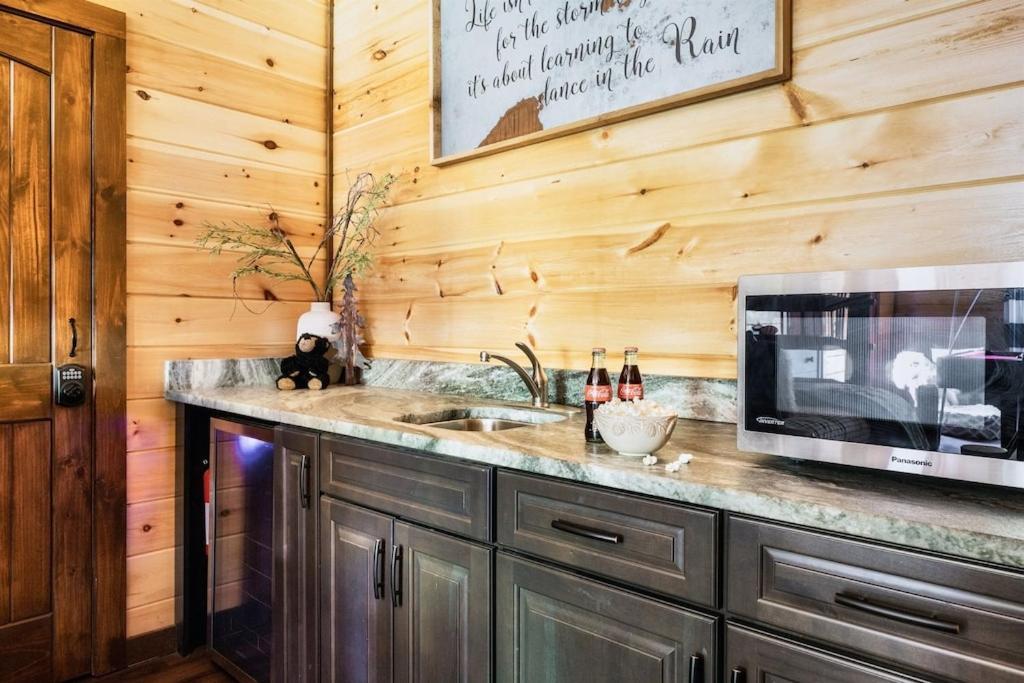Nordic Mountain Modern Lodge - Family Friendly Luxury Cabin In Walden'S Ridge เซอเวียร์วีล ภายนอก รูปภาพ